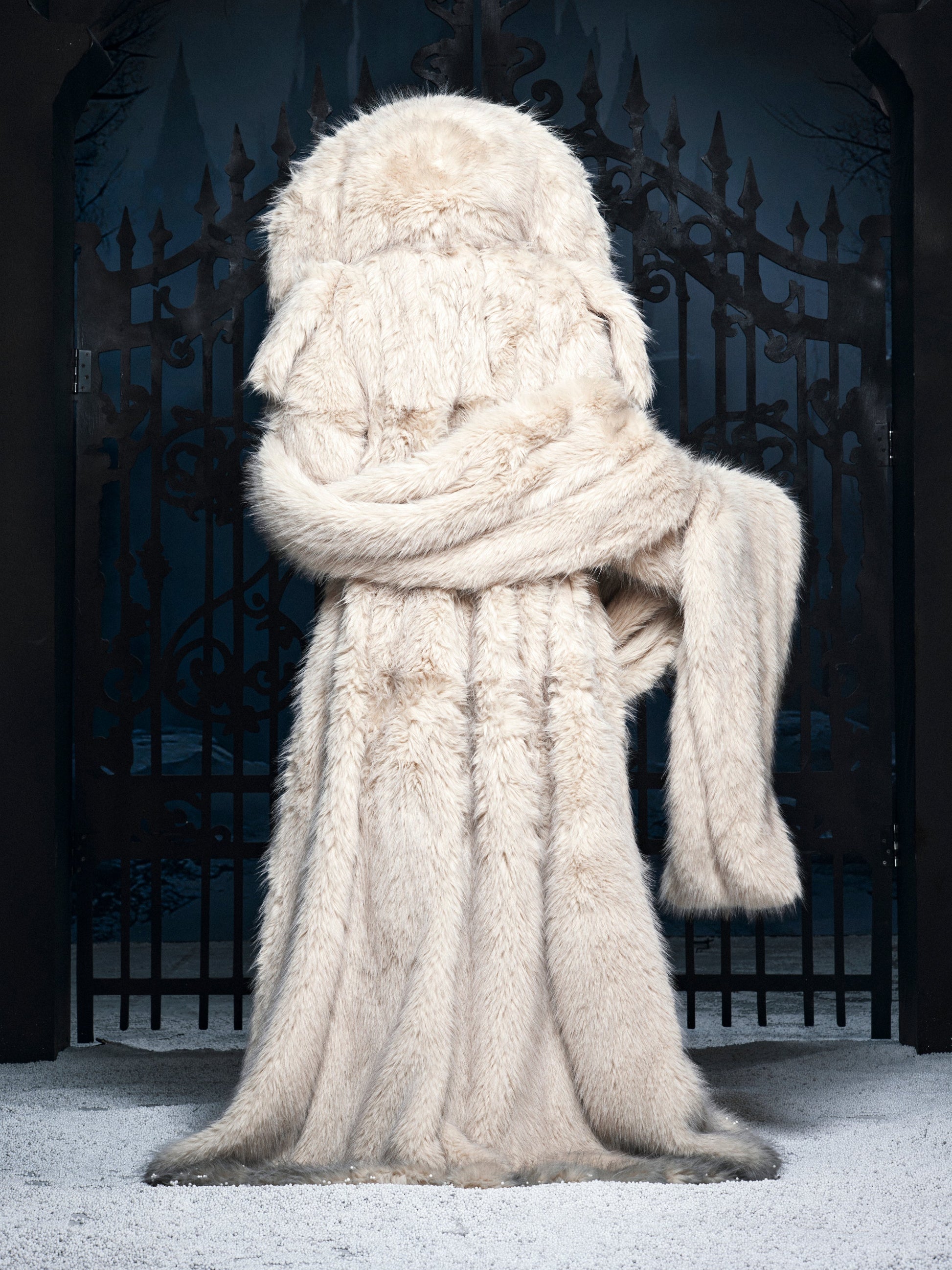 THE WHITE RITUAL FUR COAT