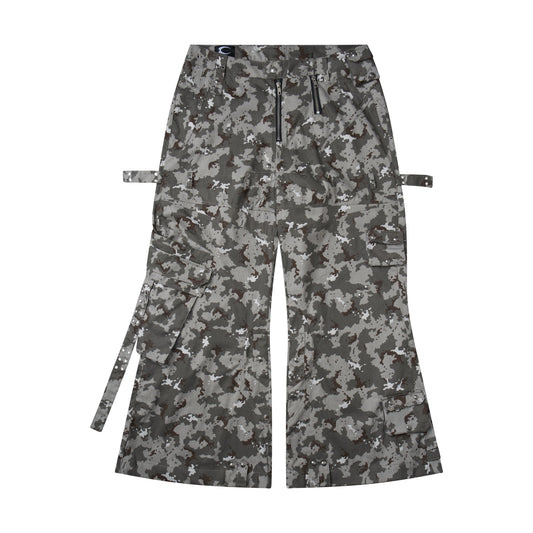 "005 MILLY" CAMO FLAG CARGO PANTS