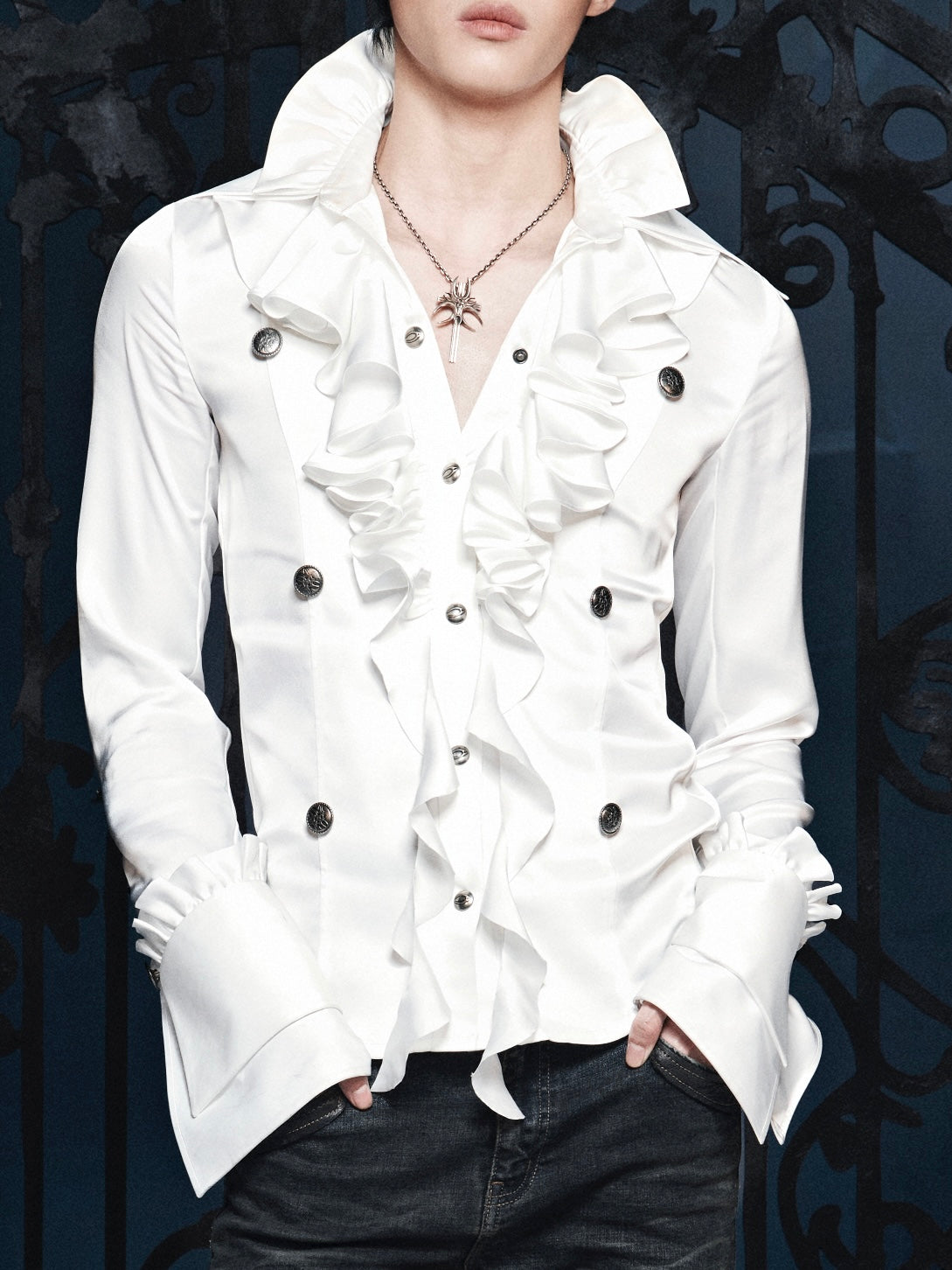 SILENT V COURT RUFFLE SHIRT