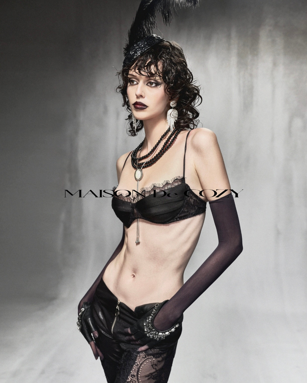 VESPER LACE SET
