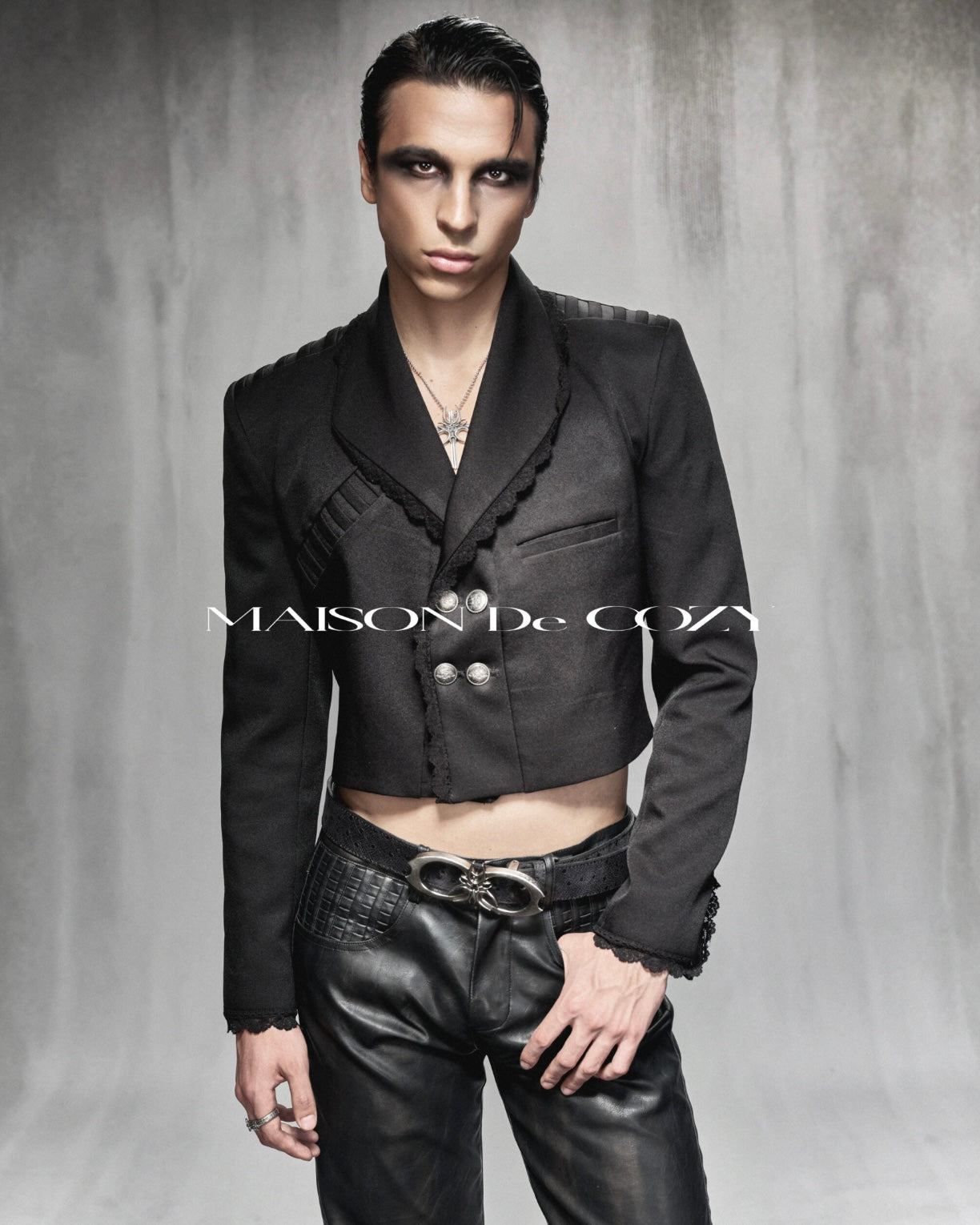 BLACKTHORN VEST