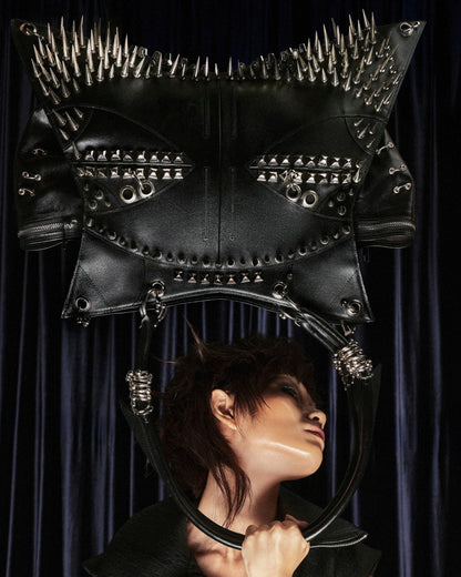 REST IN LEATHER BASS(G)
